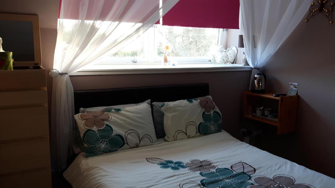 The Stables,Kirkmichael Bed and Breakfast Blairgowrie and Rattray Exteriör bild